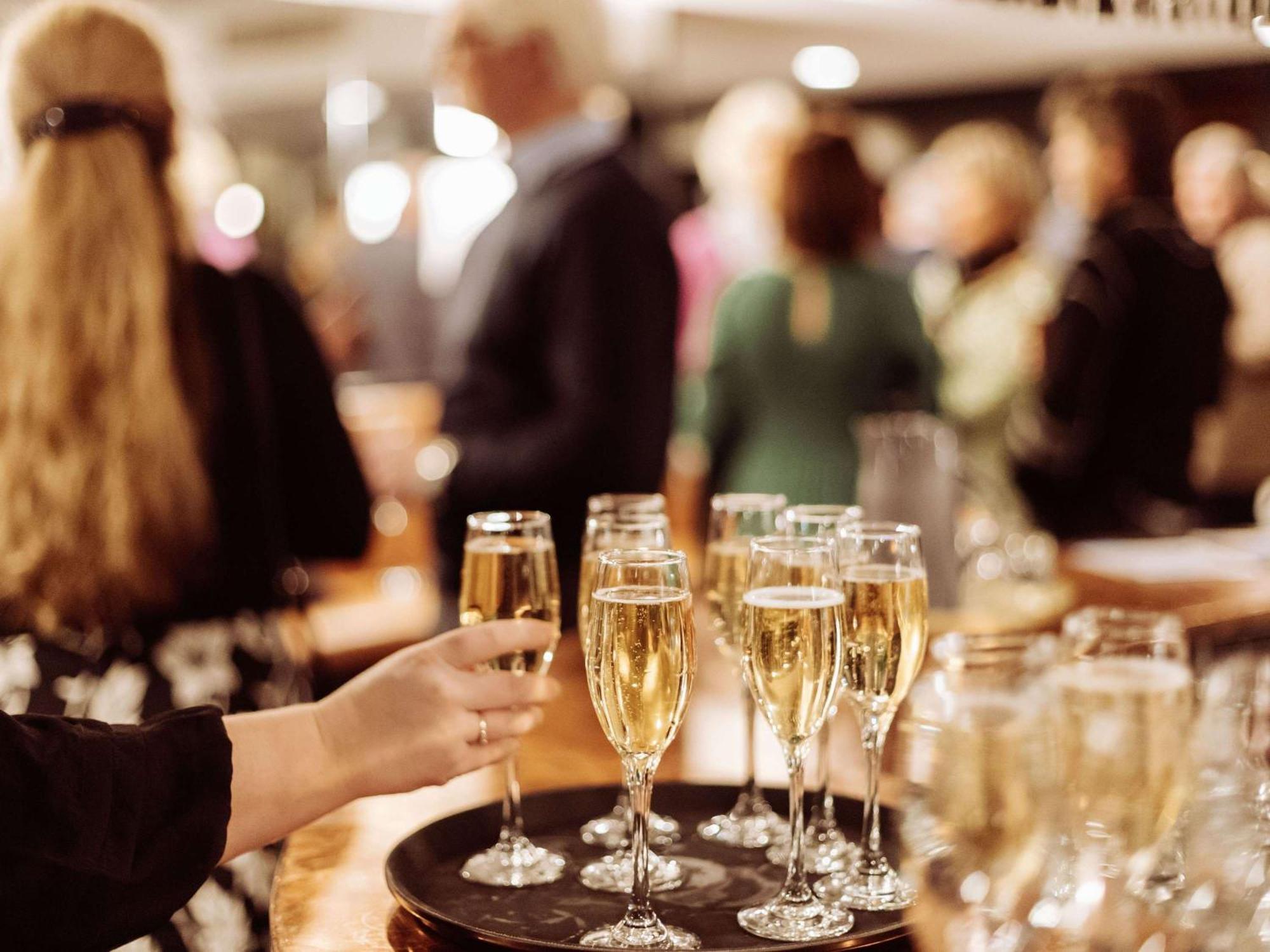 Hotel St Moritz Queenstown - Mgallery By Sofitel Exteriör bild Champagne at a party